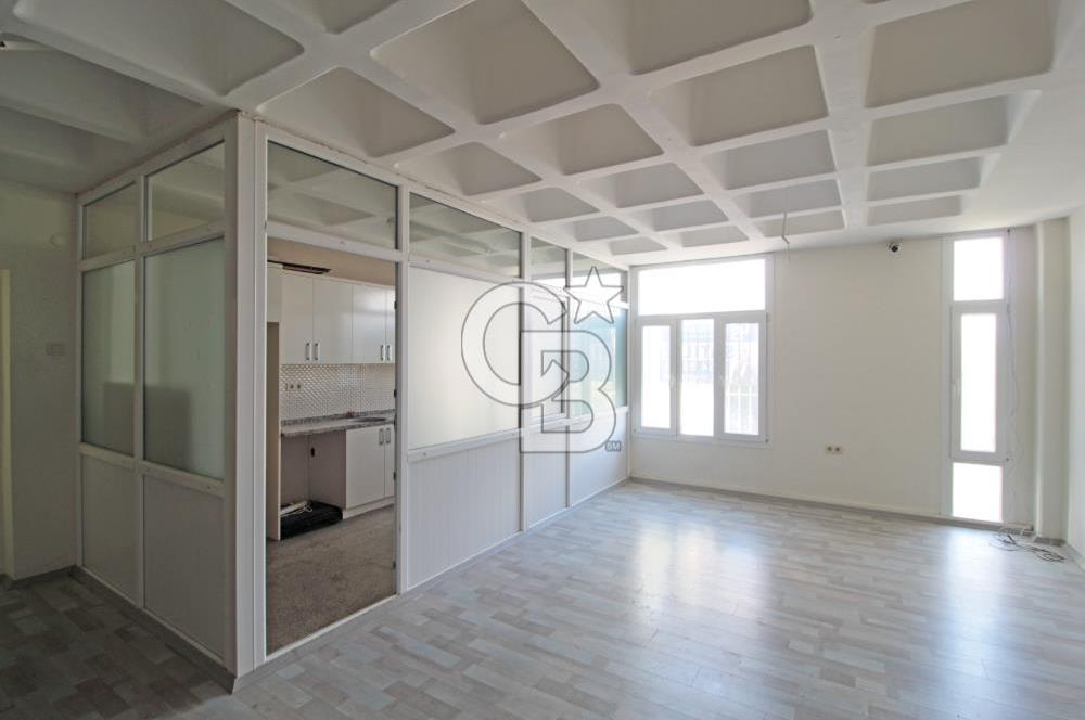 Bornova MTK Sitesi'nde, Bakımlı, 4 Katlı, 400 m² Satılık İşyeriFavorilerime EkleYazdırFacebook ile paylaş X ile paylaş E-posta ile gönder