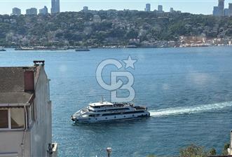 KULELİ'DE PANORAMİK BOĞAZ MANZARALI 4 KATLI TERASLI BİNA