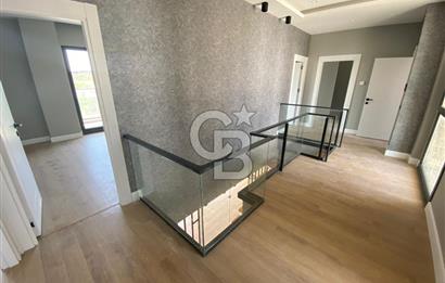 Tuzla'da Site İçerisinde Ultra Lüks Sıfır Kiralık Villa