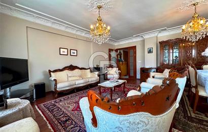 KOZYATAĞI MİNİBÜS CAD 2. PARALELİ, YÜKSEK KATTA, BALKONLU, FERAH 3+1 DAİRE