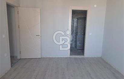 YALOVA ÇİFTLİKKÖYDE HARİKA DENİZ MANZARALI 3+1 SATILIK DAİRE