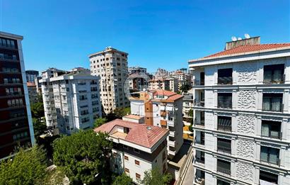 KOZYATAĞI MİNİBÜS CAD 2. PARALELİ, YÜKSEK KATTA, BALKONLU, FERAH 3+1 DAİRE