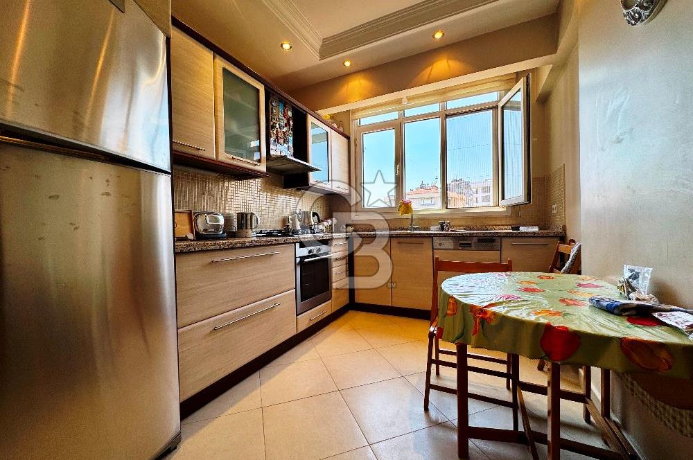 KOZYATAĞI MİNİBÜS CAD 2. PARALELİ, YÜKSEK KATTA, BALKONLU, FERAH 3+1 DAİRE