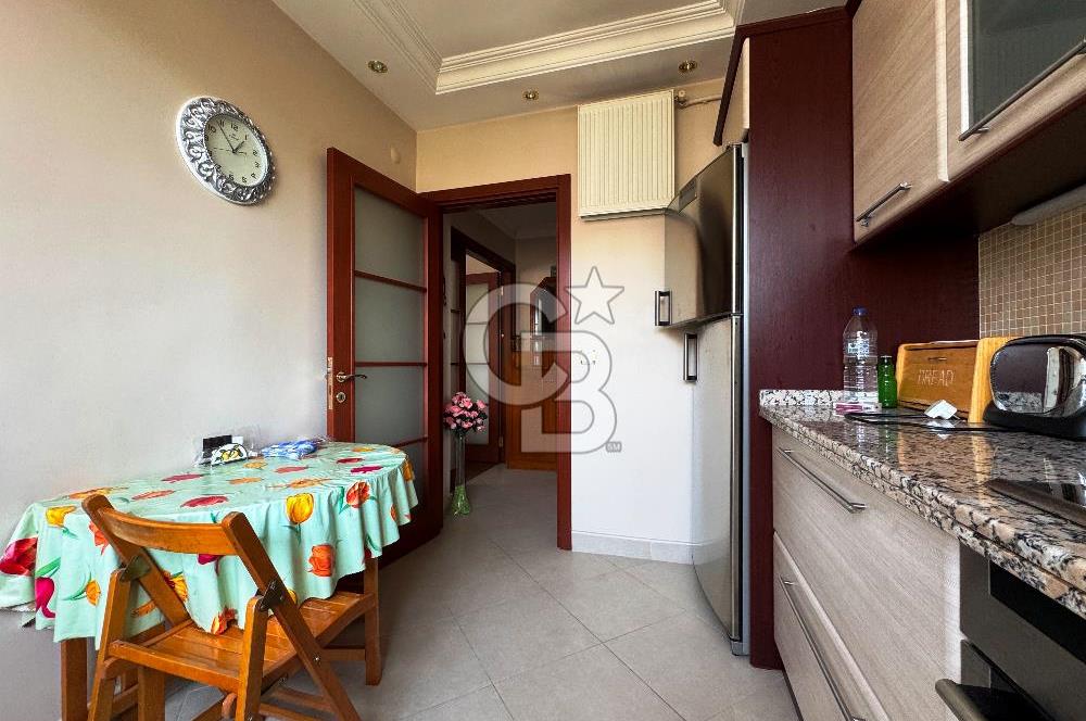 KOZYATAĞI MİNİBÜS CAD 2. PARALELİ, YÜKSEK KATTA, BALKONLU, FERAH 3+1 DAİRE