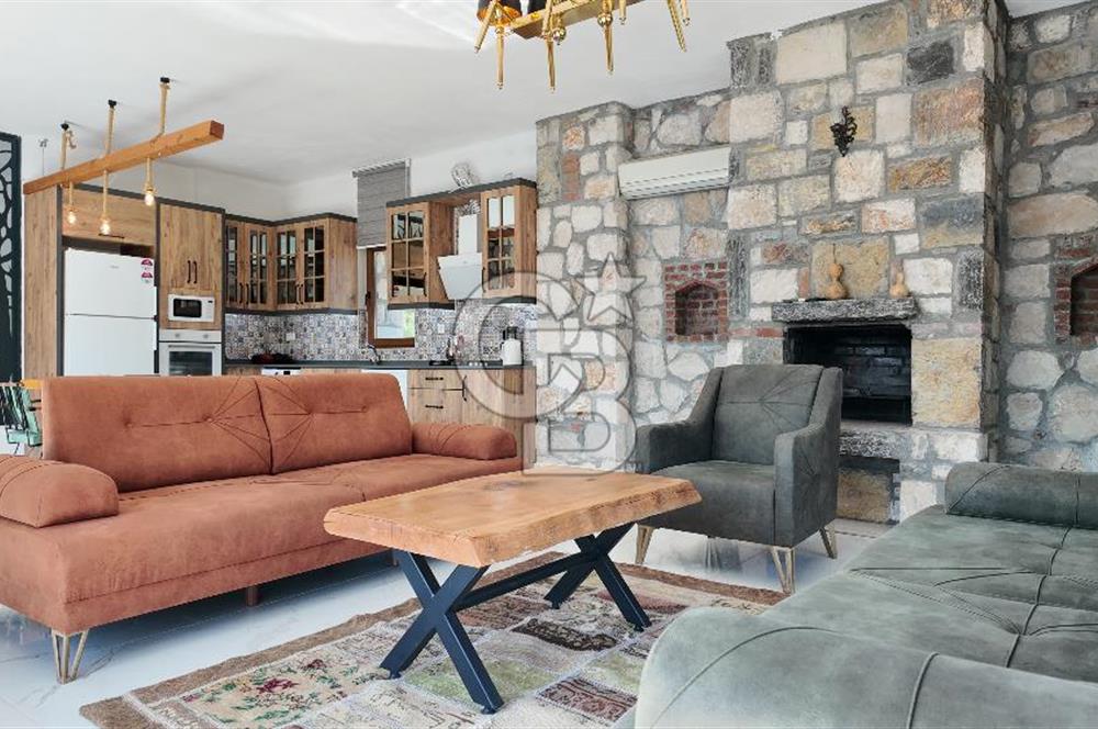 Antalya Kaş Sarıbelen De Triplex Satılık Taş Ev