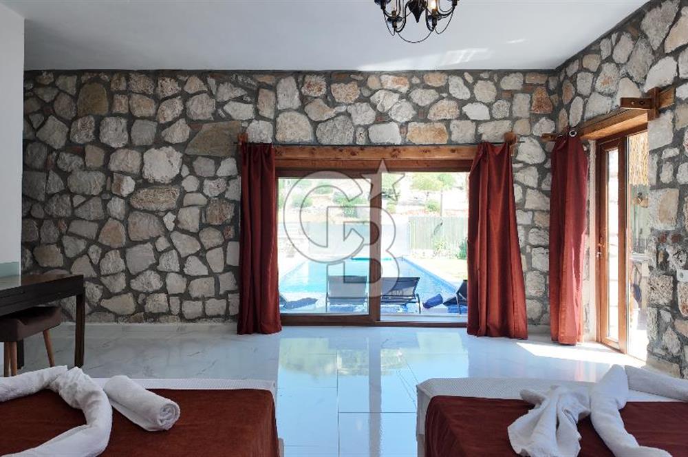 Antalya Kaş Sarıbelen De Triplex Satılık Taş Ev