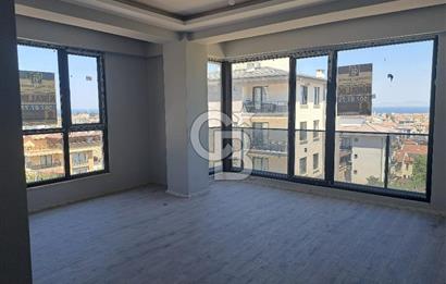 YALOVA ÇİFTLİKKÖYDE HARİKA DENİZ MANZARALI 3+1 SATILIK DAİRE