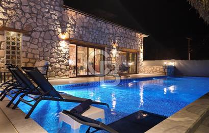 Antalya Kaş Sarıbelen De Triplex Satılık Taş Ev