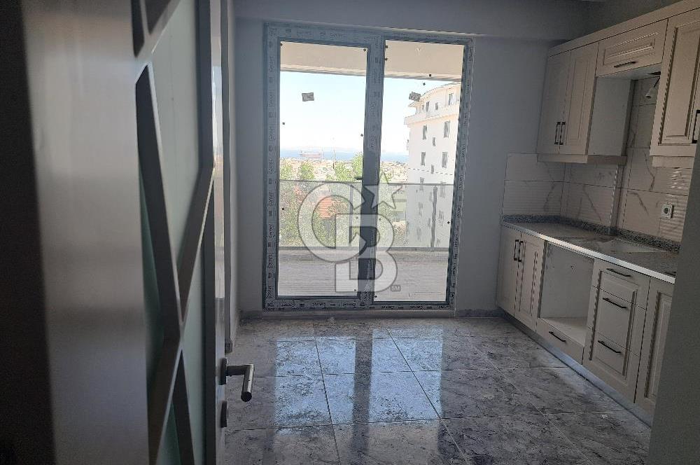 YALOVA ÇİFTLİKKÖYDE HARİKA DENİZ MANZARALI 3+1 SATILIK DAİRE