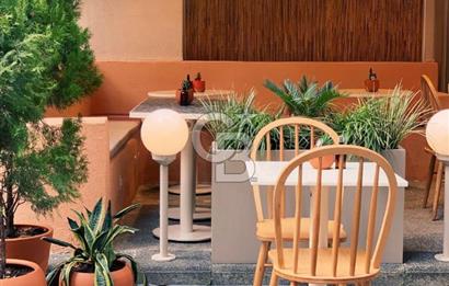 CADDEBOSTAN PLAJ YOLU SOKAK YÜKSEK CİROLU RESTAURANT&CAFE