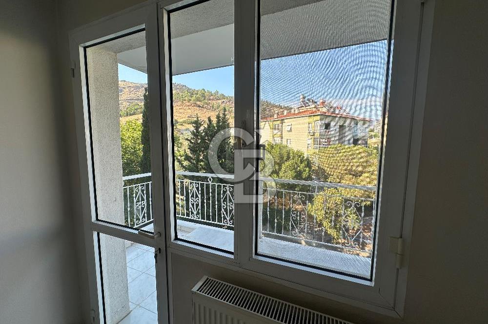 Karşıyaka Zübeyde Hanım Mh Doğalgazlı 100m2 2+1 Kiralık Daire 