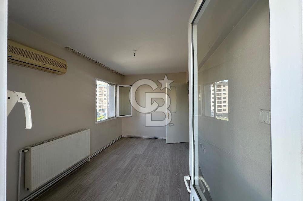 Karşıyaka Zübeyde Hanım Mh Doğalgazlı 100m2 2+1 Kiralık Daire 