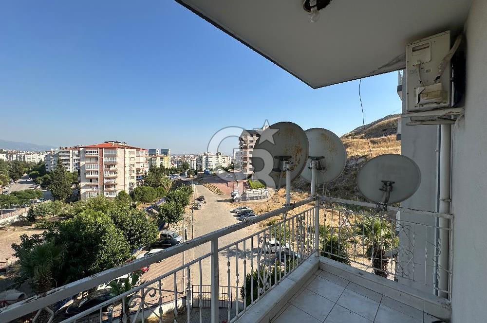 Karşıyaka Zübeyde Hanım Mh Doğalgazlı 100m2 2+1 Kiralık Daire 