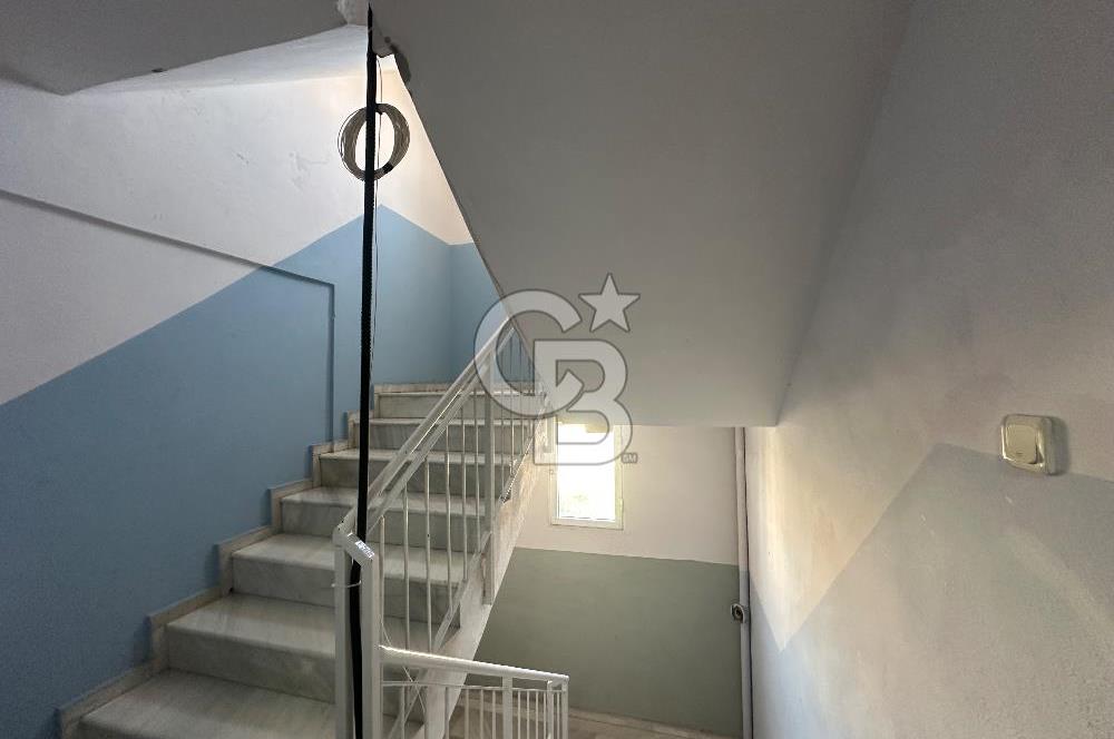 Karşıyaka Zübeyde Hanım Mh Doğalgazlı 100m2 2+1 Kiralık Daire 