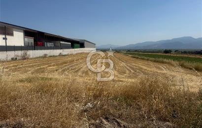 SARUHANLI KOLDERE'DE YOLA CEPHELİ TİCARİ VE SANAYİ İMARLI ARSA