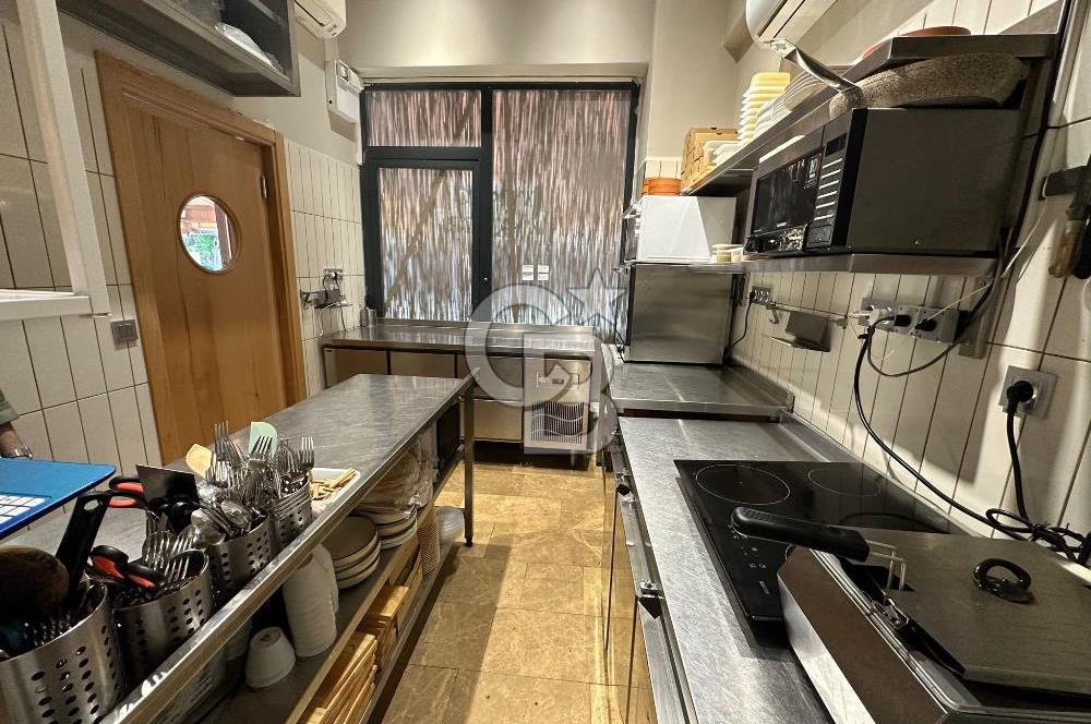 CADDEBOSTAN PLAJ YOLU SOKAK YÜKSEK CİROLU RESTAURANT&CAFE