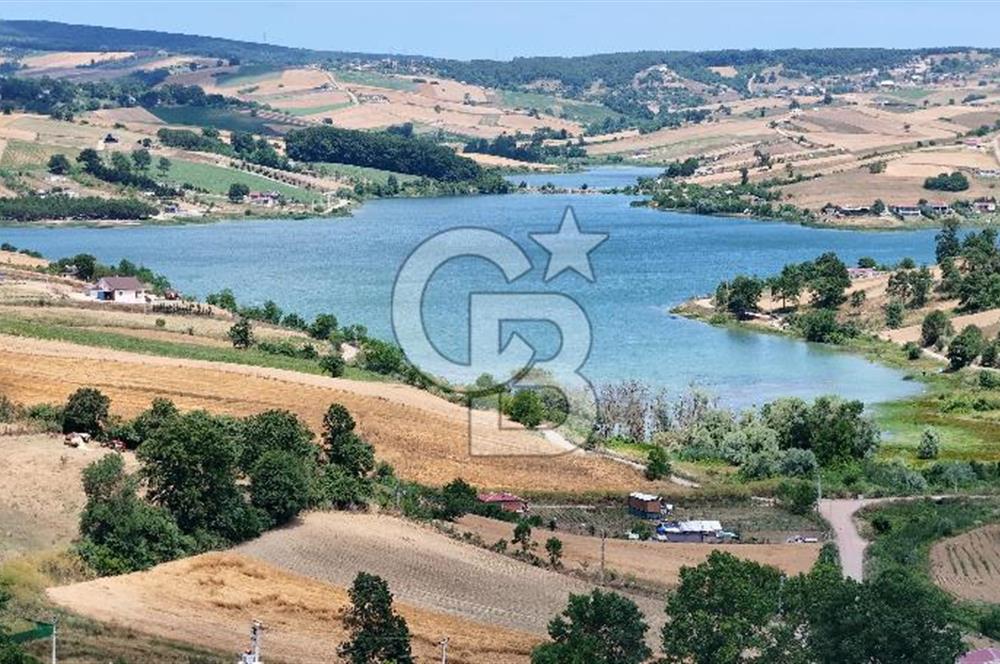 CB TAN-KOCAELİ/DERİNCE/GEREDELİ GÖL MANZARALI/GÖLE YÜRÜME MESAFESİNDE/DOĞA İLE İÇ İÇE 7.757M2 SATILIK ARSA