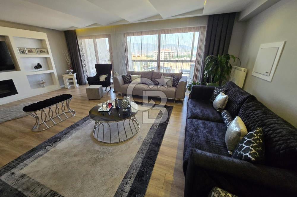 Menemen Taşkonakları sitesinde 260 m2 Satılık 4+1