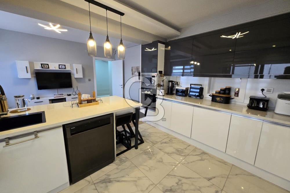 Menemen Taşkonakları sitesinde 260 m2 Satılık 4+1