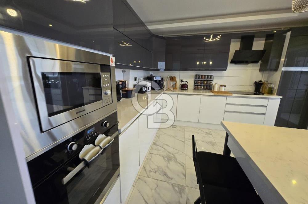 Menemen Taşkonakları sitesinde 260 m2 Satılık 4+1