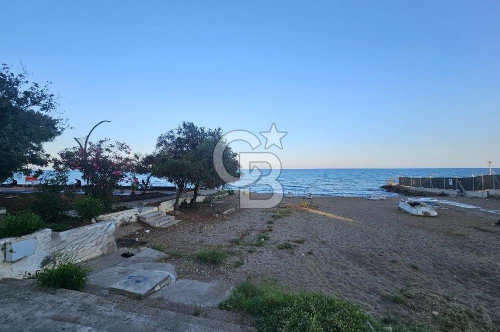 Mezitli Akdeniz Mah. Denize Sıfır Konumda Satılık 3+1 Daire
