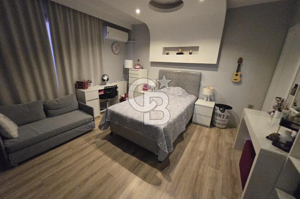 Menemen Taşkonakları sitesinde 260 m2 Satılık 4+1