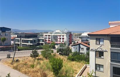 YALOVA ÇİFTLİKKÖYDE HARİKA DENİZ MANZARALI 3+1 SATILIK DAİRE