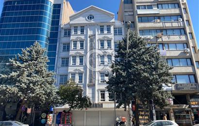GMK BULVARINDA SATILIK 2800m² 3 YILDIZLI OTEL