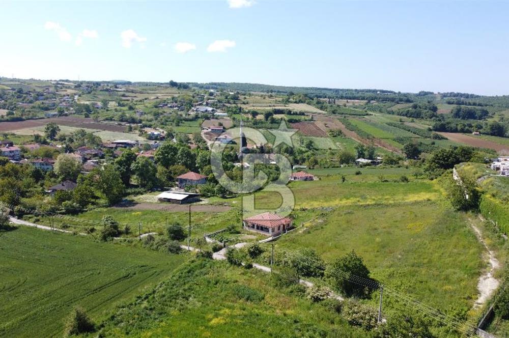 Topçu Köyünde Merkezi Konumda Ana Yol Cepheli Parsel