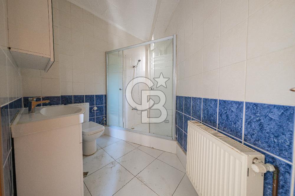 Satılık Emirgan koruya yakın müstakil 4 katlı site içerisinde