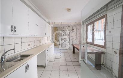 Satılık Emirgan koruya yakın müstakil 4 katlı site içerisinde
