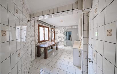 Satılık Emirgan koruya yakın müstakil 4 katlı site içerisinde
