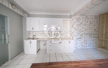 Satılık Emirgan koruya yakın müstakil 4 katlı site içerisinde