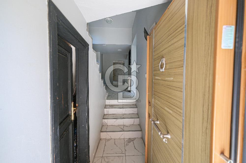 Satılık Emirgan koruya yakın müstakil 4 katlı site içerisinde