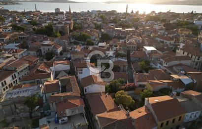  Ayvalık Fethiye Mahallesi’nde Satılık Tarihi Komple Taş Rum Evi