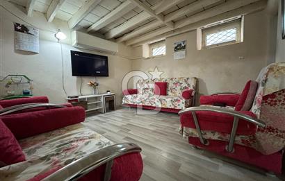  Ayvalık Fethiye Mahallesi’nde Satılık Tarihi Komple Taş Rum Evi