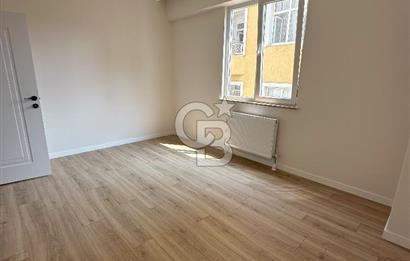 CB Fly'dan Cadde, Belediye ve Kaymakamlık Yakını Lüks Daire