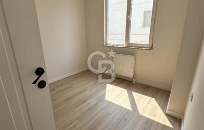 CB Fly'dan Cadde, Belediye ve Kaymakamlık Yakını Lüks Daire