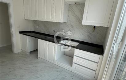 CB Fly'dan Cadde, Belediye ve Kaymakamlık Yakını Lüks Daire