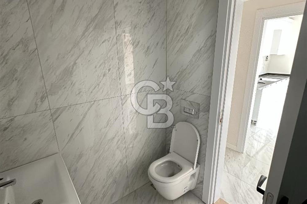 CB Fly'dan Cadde, Belediye ve Kaymakamlık Yakını Lüks Daire