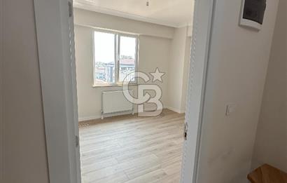 CB Fly'dan Cadde, Belediye ve Kaymakamlık Yakını Çatı Dubleks