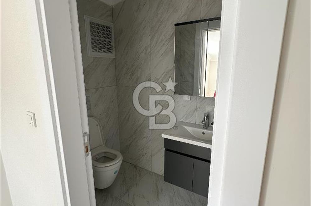 CB Fly'dan Cadde, Belediye ve Kaymakamlık Yakını Çatı Dubleks