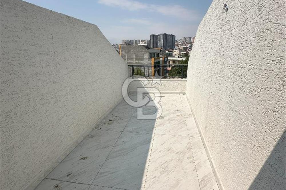 CB Fly'dan Cadde, Belediye ve Kaymakamlık Yakını Çatı Dubleks