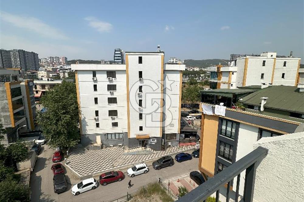 CB Fly'dan Cadde, Belediye ve Kaymakamlık Yakını Çatı Dubleks