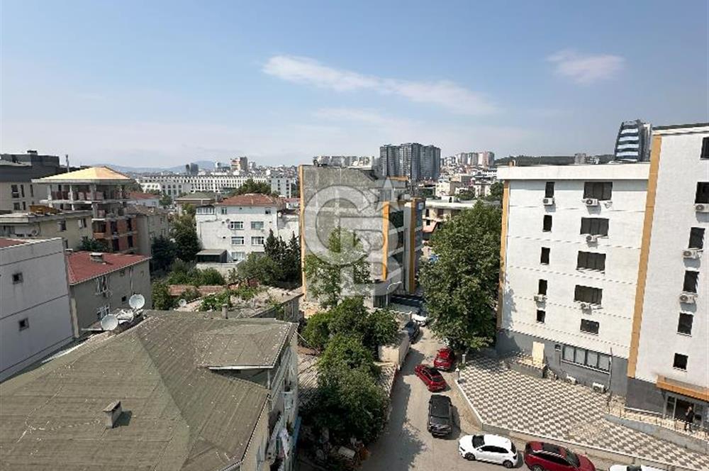 CB Fly'dan Cadde, Belediye ve Kaymakamlık Yakını Çatı Dubleks