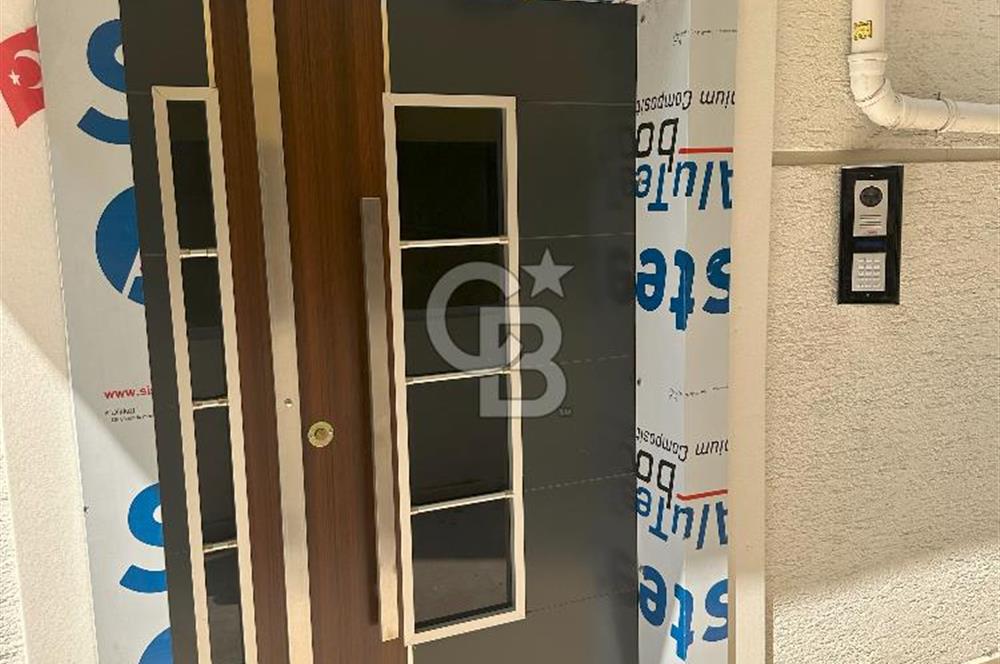 CB Fly'dan Cadde, Belediye ve Kaymakamlık Yakını Çatı Dubleks