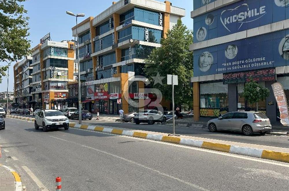 CB Fly'dan Cadde, Belediye ve Kaymakamlık Yakını Çatı Dubleks