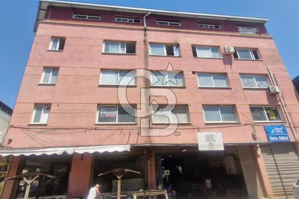 İzmir'de Bornova'nin Ticari kalbi Olan  1. Sanayide Mükemmel Lokasyonda İş Hanı