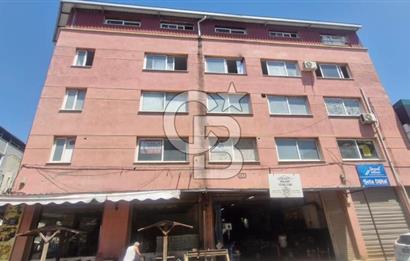 İzmir'de Bornova'nin Ticari kalbi Olan  1. Sanayide Mükemmel Lokasyonda İş Hanı