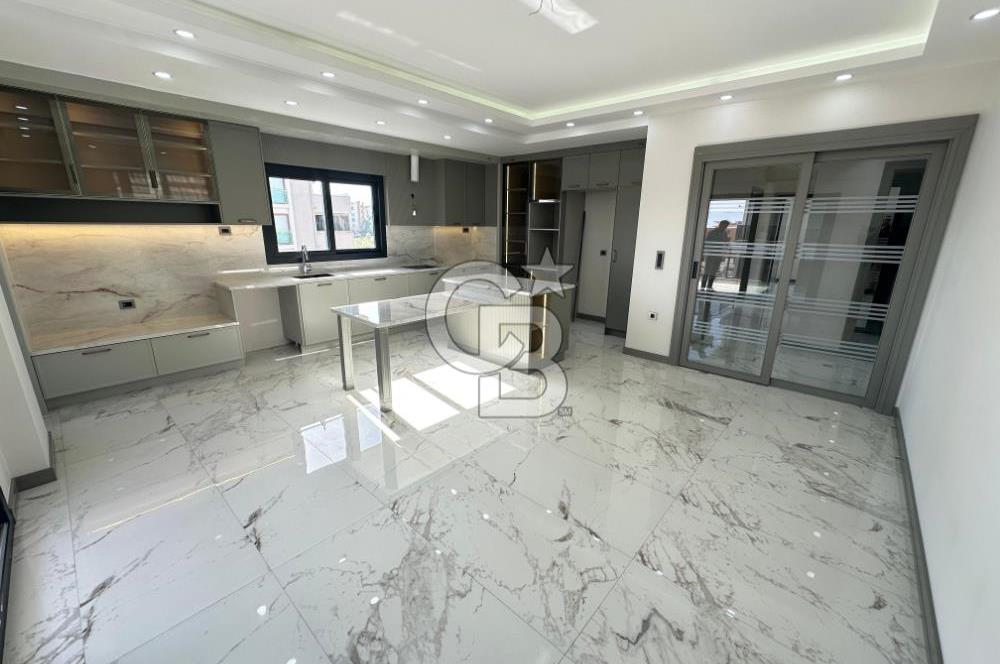 Karahasanlı Mah. Site İçinde Havuzlu Otoparklı 3+1 Satılık Daire